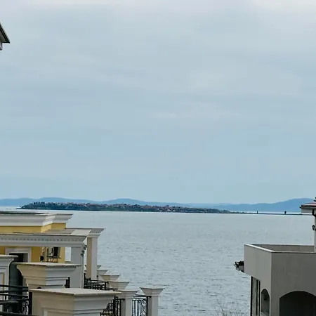 Horizon 28 'в' Apartment